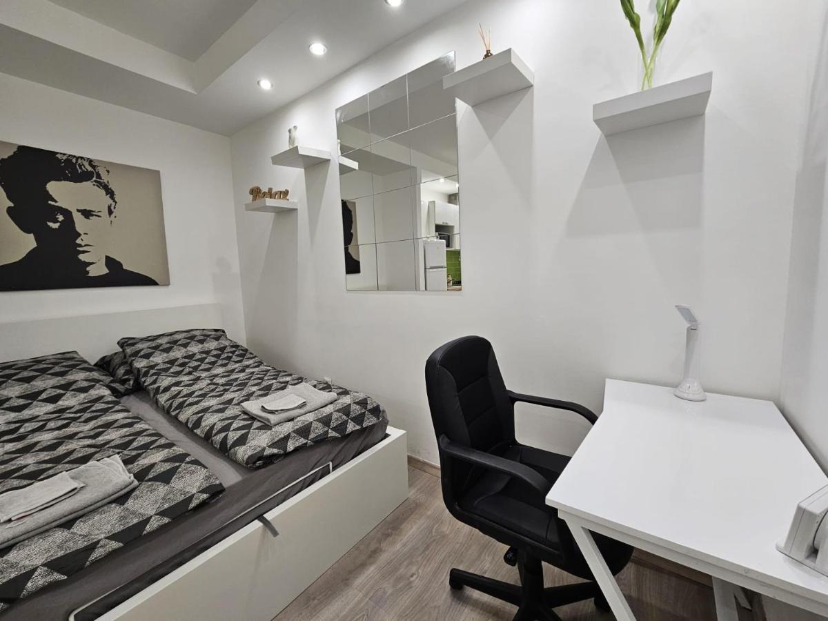 Smart Studio In The Heart Of Budapesta Exterior foto
